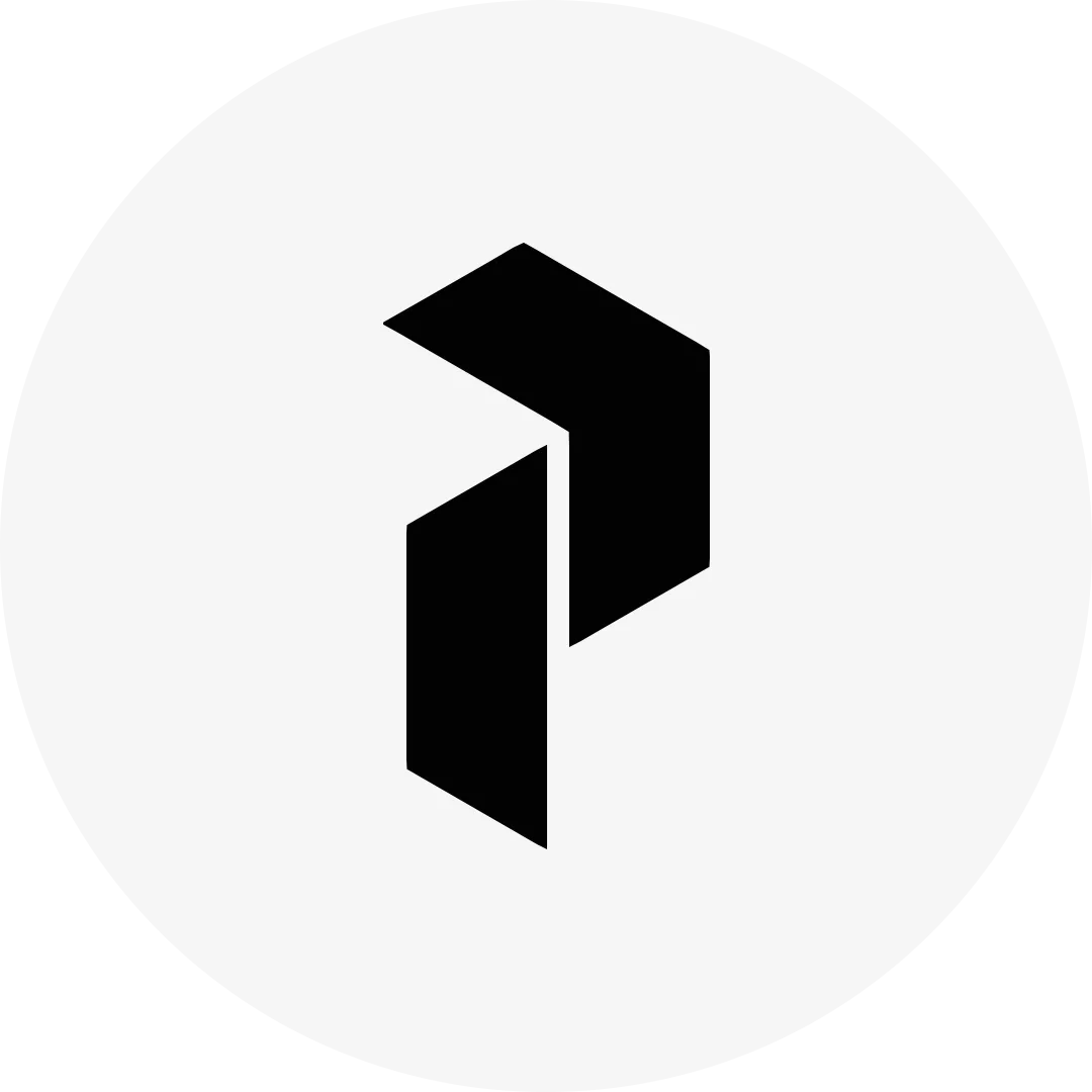 Svart geometrisk symbol i form av en vinklad P-pil på en vit cirkulär bakgrund.